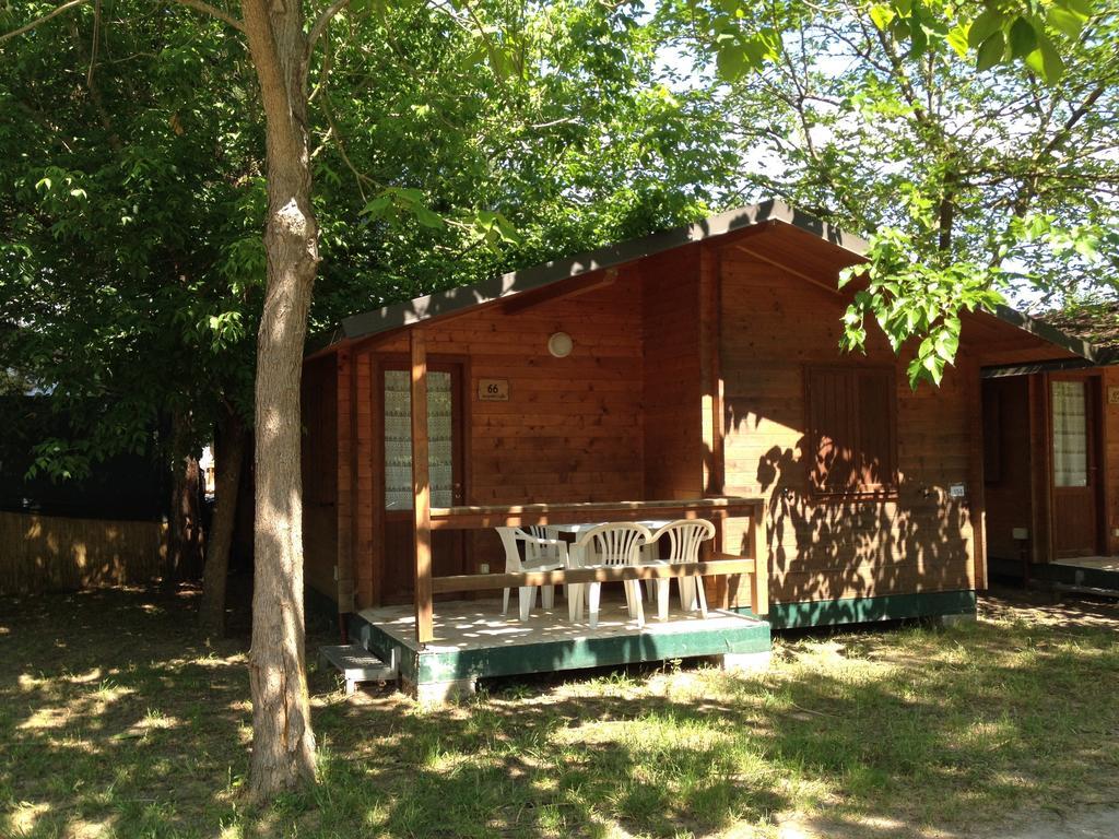 Camping Paradiso Виареджо Стая снимка